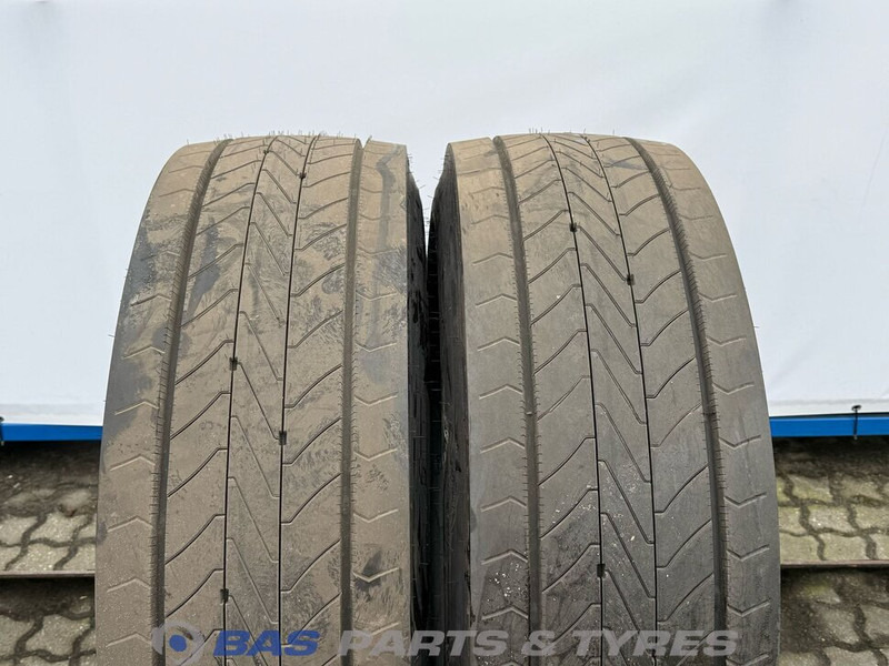 Goodyear  - Pneu pour Camion: photos 2 Goodyear  - Pneu pour Camion: photos 2