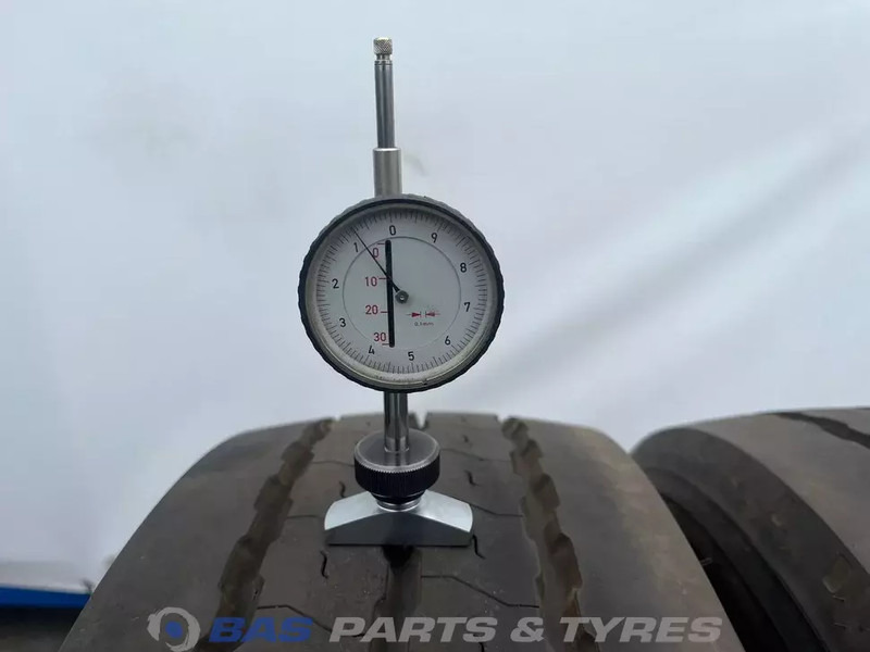 Goodyear  - Pneu pour Camion: photos 3 Goodyear  - Pneu pour Camion: photos 3