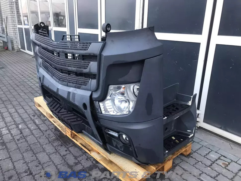 Mercedes-Benz Actros MP4 Bumper Mercedes A 960 310 23 22 - Pare-chocs pour Camion: photos 2 Mercedes-Benz Actros MP4 Bumper Mercedes A 960 310 23 22 - Pare-chocs pour Camion: photos 2