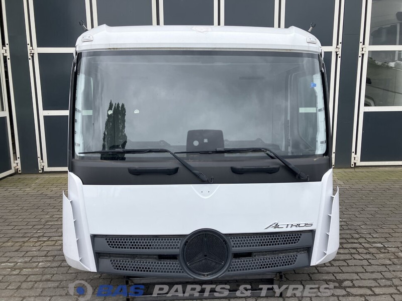 Mercedes-Benz Actros MP5 - Cabine et intérieur pour Camion: photos 3 Mercedes-Benz Actros MP5 - Cabine et intérieur pour Camion: photos 3