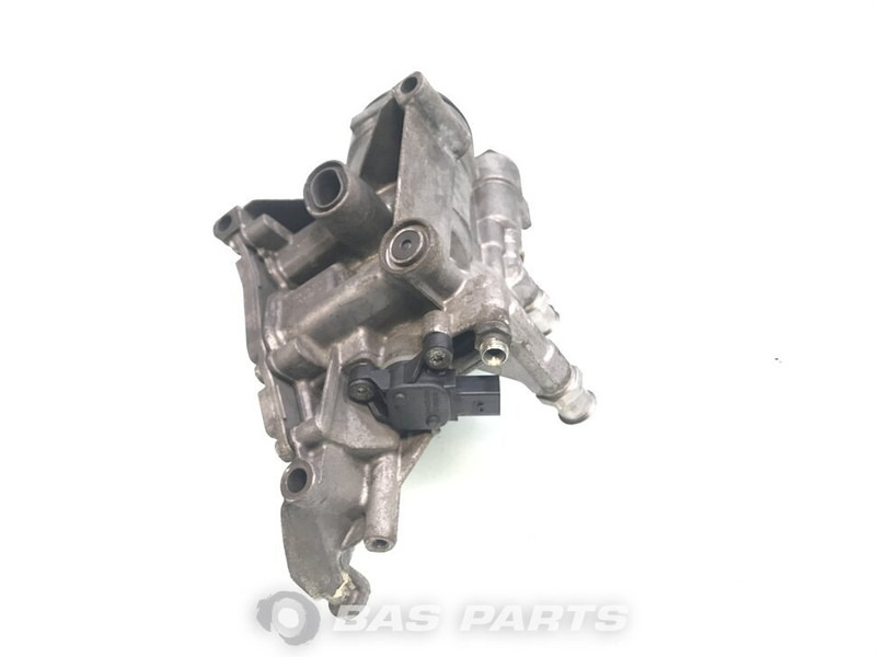 Mercedes-Benz Brandstoffilterhuis Mercedes A 936 090 14 55 - Filtre à carburant pour Camion: photos 3 Mercedes-Benz Brandstoffilterhuis Mercedes A 936 090 14 55 - Filtre à carburant pour Camion: photos 3