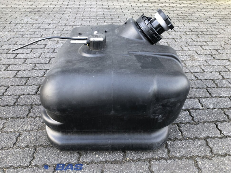 Mercedes-Benz Brandstoftank Mercedes 120 Liter A 967 471 04 01 - Réservoir de carburant pour Camion: photos 4 Mercedes-Benz Brandstoftank Mercedes 120 Liter A 967 471 04 01 - Réservoir de carburant pour Camion: photos 4