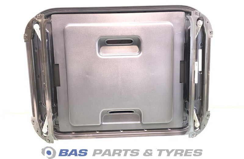 Mercedes-Benz Dakluik Mercedes A 943 830 04 42 - Pare-soleil pour Camion: photos 2 Mercedes-Benz Dakluik Mercedes A 943 830 04 42 - Pare-soleil pour Camion: photos 2