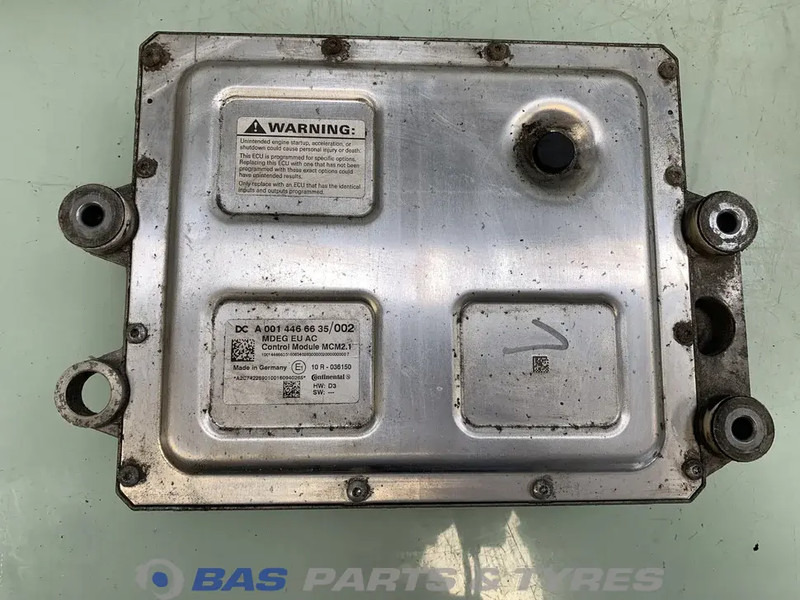 Mercedes-Benz Motormanagement ECU Mercedes A 470 446 00 35 - Bloc de gestion pour Camion: photos 2 Mercedes-Benz Motormanagement ECU Mercedes A 470 446 00 35 - Bloc de gestion pour Camion: photos 2