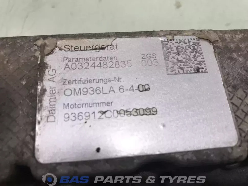 Mercedes-Benz Regeleenheid motor Mercedes A 001 446 36 35 - Bloc de gestion pour Camion: photos 4 Mercedes-Benz Regeleenheid motor Mercedes A 001 446 36 35 - Bloc de gestion pour Camion: photos 4