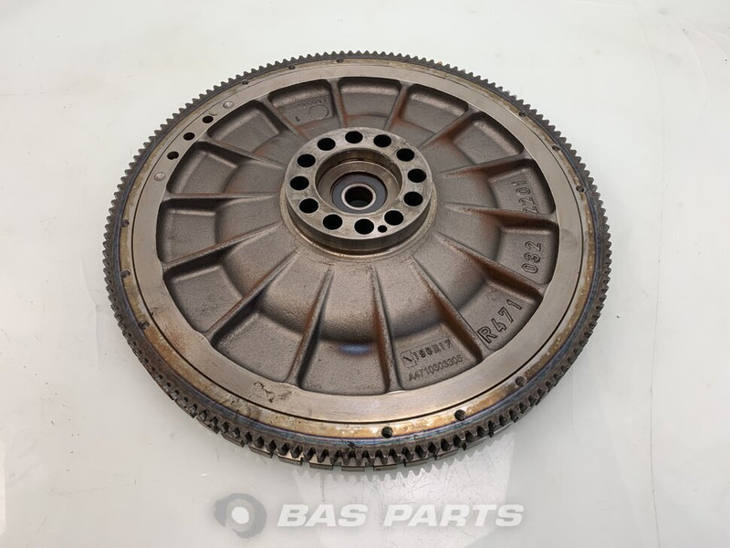 Mercedes-Benz Vliegwiel Mercedes A 471 030 22 05 - Volant moteur pour Camion: photos 2 Mercedes-Benz Vliegwiel Mercedes A 471 030 22 05 - Volant moteur pour Camion: photos 2