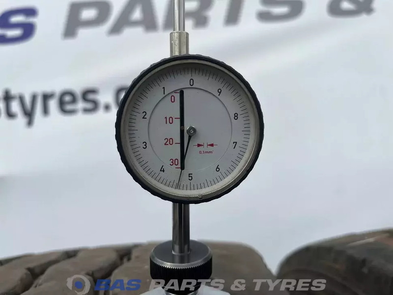 Michelin - Pneu pour Camion: photos 3 Michelin - Pneu pour Camion: photos 3