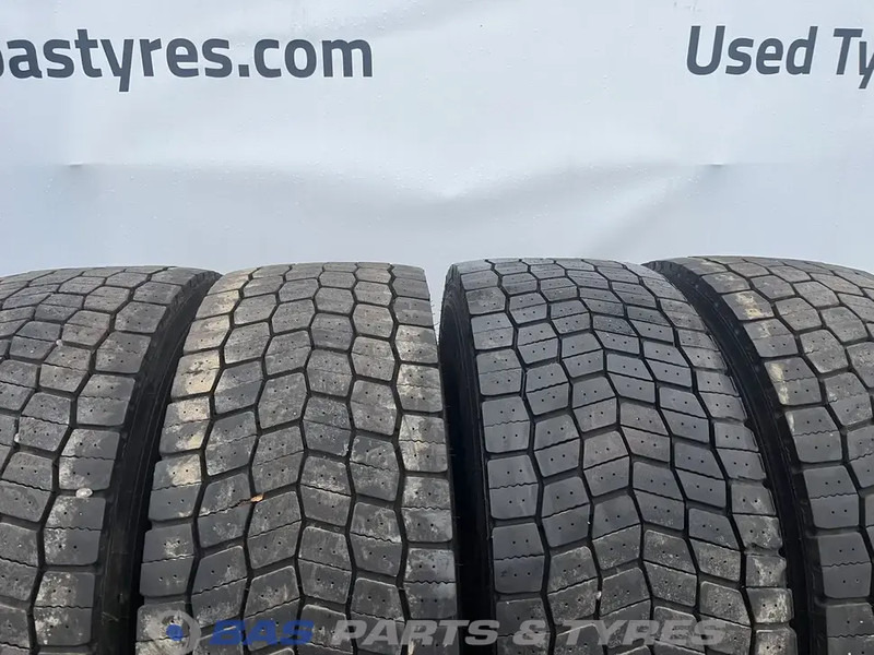 Michelin Remix Michelin Remix 315/70R22.5 X Multi D 154/150 M+S 3PMSF gebruikte set - Pneu pour Camion: photos 2 Michelin Remix Michelin Remix 315/70R22.5 X Multi D 154/150 M+S 3PMSF gebruikte set - Pneu pour Camion: photos 2