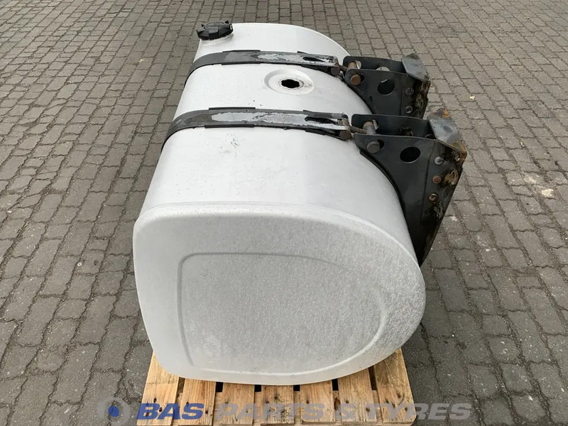Renault Brandstoftank Renault 315 Liter G0000111 - Réservoir de carburant pour Camion: photos 2 Renault Brandstoftank Renault 315 Liter G0000111 - Réservoir de carburant pour Camion: photos 2