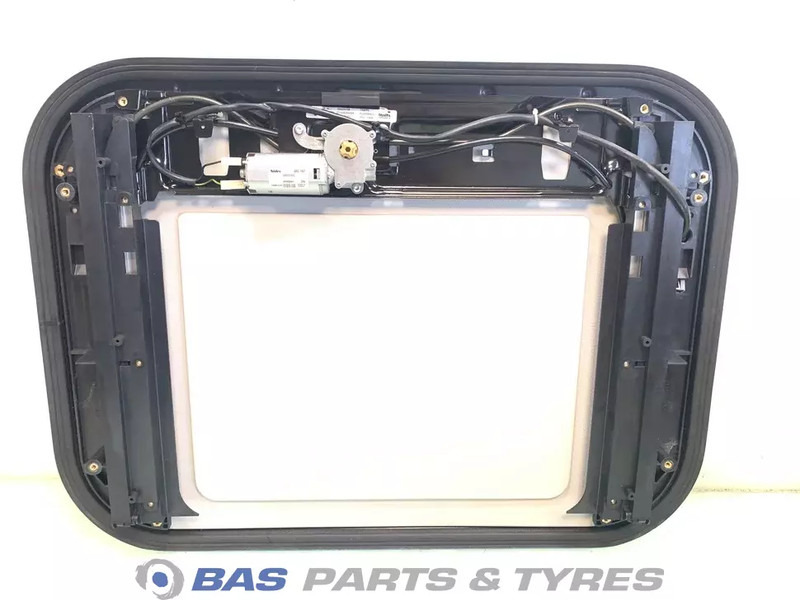 Renault Dakluik Renault 7484505331 - Pare-soleil pour Camion: photos 2 Renault Dakluik Renault 7484505331 - Pare-soleil pour Camion: photos 2