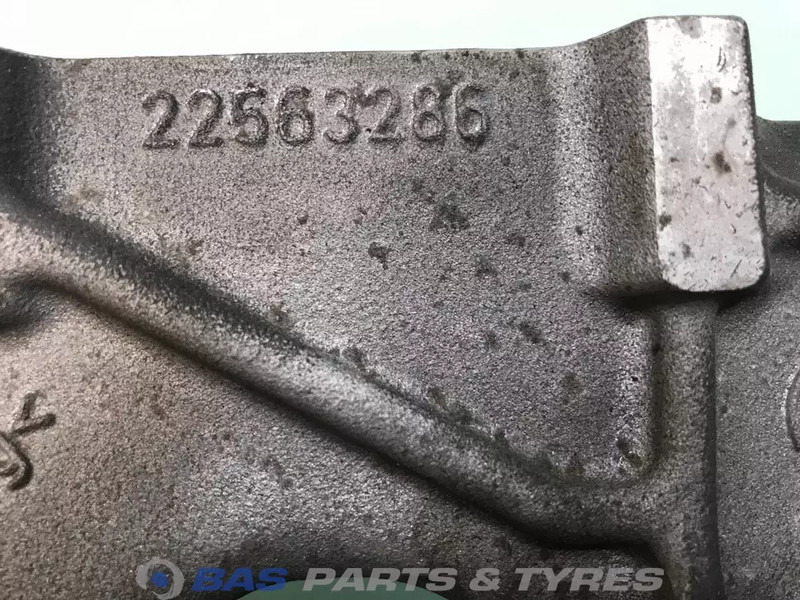 Renault Inlaatspruitstuk Renault 7422563286 - Collecteur d'admission pour Camion: photos 5 Renault Inlaatspruitstuk Renault 7422563286 - Collecteur d'admission pour Camion: photos 5