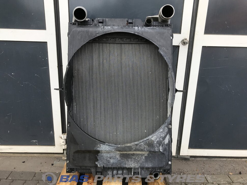 Renault Premium (Meerdere types) - Radiateur pour Camion: photos 1 Renault Premium (Meerdere types) - Radiateur pour Camion: photos 1