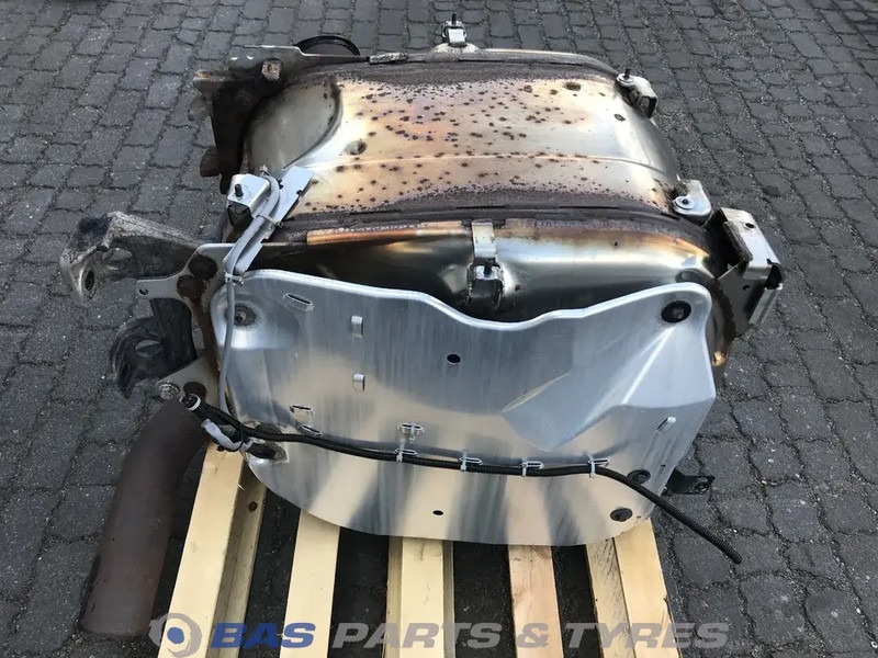 Scania Uitlaatdemper Scania 2521074 - Système d'échappement pour Camion: photos 4 Scania Uitlaatdemper Scania 2521074 - Système d'échappement pour Camion: photos 4