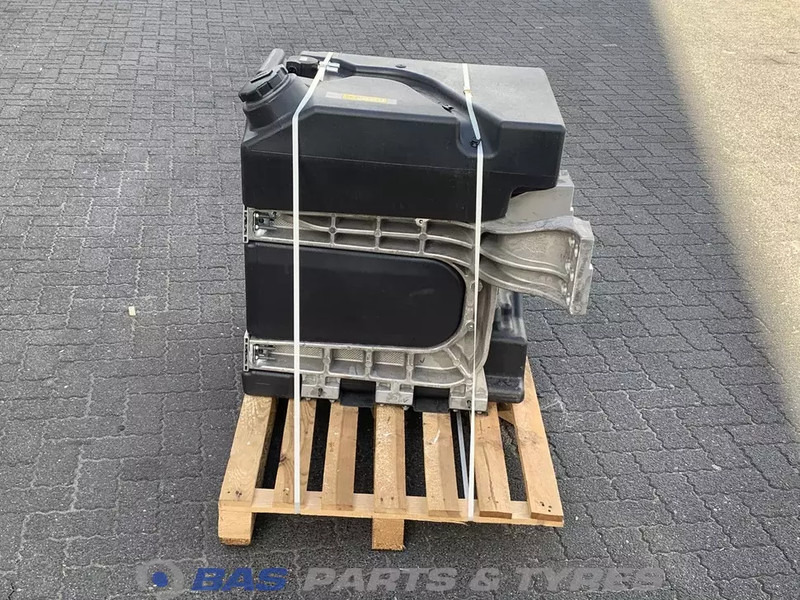 Volvo Brandstoftank Volvo 290 Liter 22951971 - Réservoir de carburant pour Camion: photos 2 Volvo Brandstoftank Volvo 290 Liter 22951971 - Réservoir de carburant pour Camion: photos 2