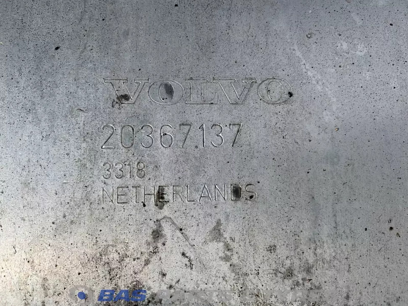 Volvo Brandstoftank Volvo 405 Liter G0000118 - Réservoir de carburant pour Camion: photos 5 Volvo Brandstoftank Volvo 405 Liter G0000118 - Réservoir de carburant pour Camion: photos 5