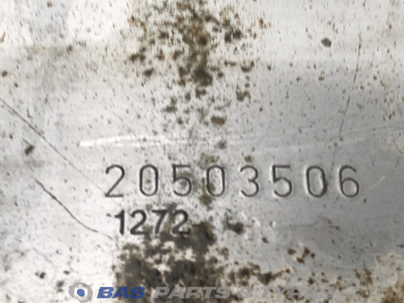 Volvo Brandstoftank Volvo 450 Liter G0000124 - Réservoir de carburant pour Camion: photos 5 Volvo Brandstoftank Volvo 450 Liter G0000124 - Réservoir de carburant pour Camion: photos 5