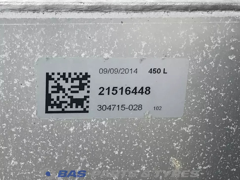 Volvo Brandstoftank Volvo 450 Liter G0000124 - Réservoir de carburant pour Camion: photos 5 Volvo Brandstoftank Volvo 450 Liter G0000124 - Réservoir de carburant pour Camion: photos 5