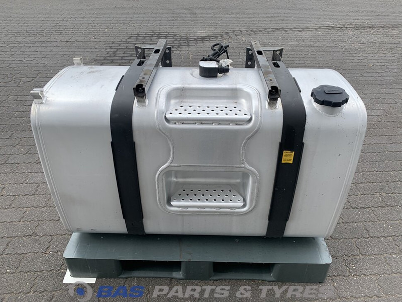 Volvo Brandstoftank Volvo 480 Liter G0000146 - Réservoir de carburant pour Camion: photos 1 Volvo Brandstoftank Volvo 480 Liter G0000146 - Réservoir de carburant pour Camion: photos 1