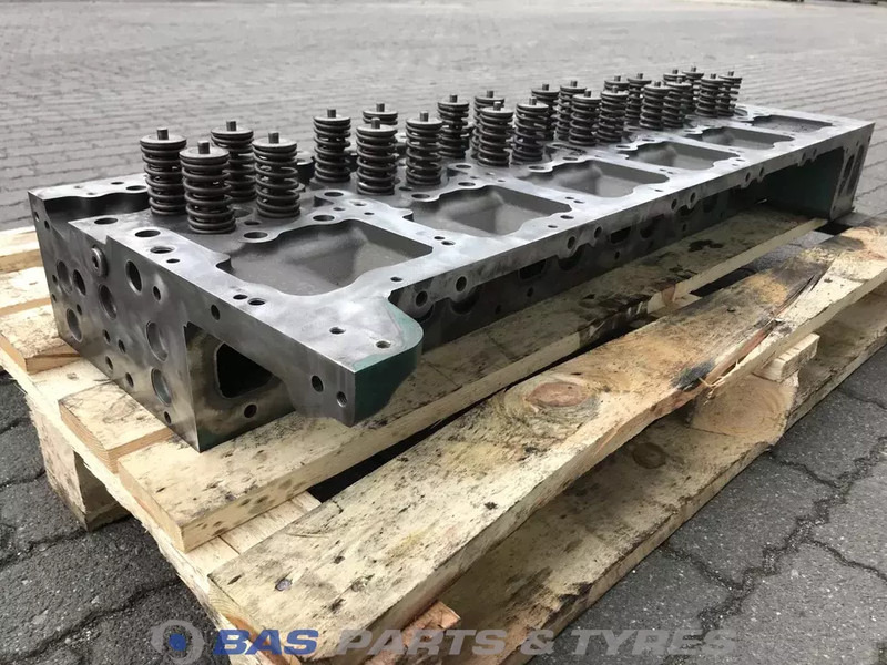 Volvo Cilinderkop Volvo D13K 460 K8 23490252 - Bloc-cylindres pour Camion: photos 3 Volvo Cilinderkop Volvo D13K 460 K8 23490252 - Bloc-cylindres pour Camion: photos 3