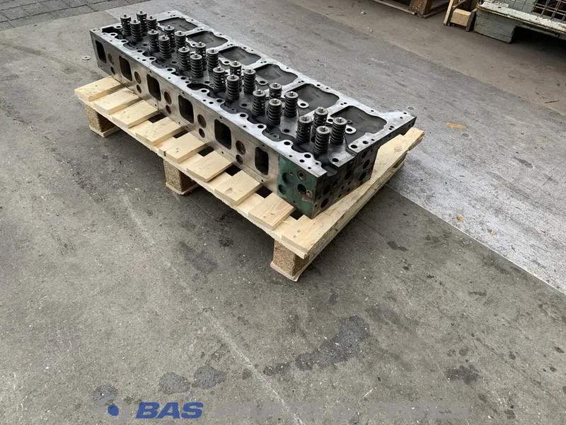 Volvo Cilinderkop Volvo D13K 540 21368560 - Bloc-cylindres pour Camion: photos 2 Volvo Cilinderkop Volvo D13K 540 21368560 - Bloc-cylindres pour Camion: photos 2