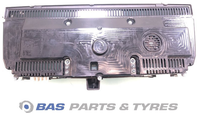 Volvo FH16 (FH4) - Panel de instrumentos pour Camion: photos 2 Volvo FH16 (FH4) - Panel de instrumentos pour Camion: photos 2