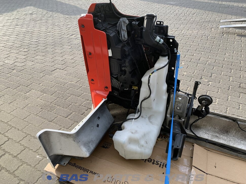 Volvo FH4 Bumper Volvo 82491840 - Pare-chocs pour Camion: photos 4 Volvo FH4 Bumper Volvo 82491840 - Pare-chocs pour Camion: photos 4