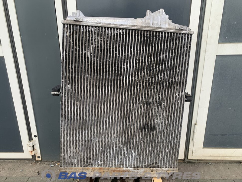 Volvo FH4 Koelerpakket Volvo D13K 540 21208268 - Radiateur pour Camion: photos 1 Volvo FH4 Koelerpakket Volvo D13K 540 21208268 - Radiateur pour Camion: photos 1