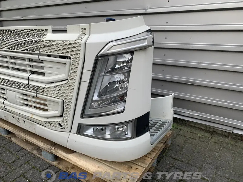 Volvo FH4 - Pare-chocs pour Camion: photos 2 Volvo FH4 - Pare-chocs pour Camion: photos 2