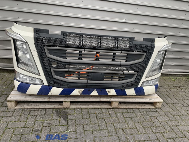 Volvo FH4 - Pare-chocs pour Camion: photos 1 Volvo FH4 - Pare-chocs pour Camion: photos 1