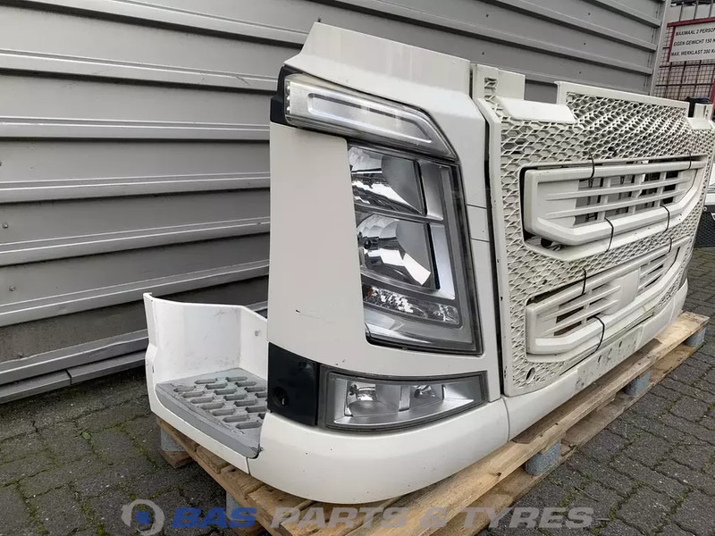 Volvo FH4 - Pare-chocs pour Camion: photos 3 Volvo FH4 - Pare-chocs pour Camion: photos 3