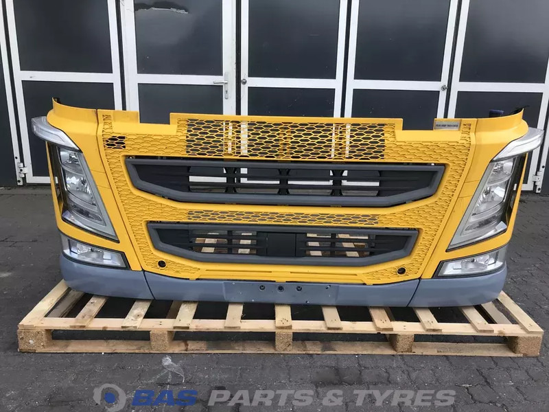 Volvo FH4 - Pare-chocs pour Camion: photos 1 Volvo FH4 - Pare-chocs pour Camion: photos 1