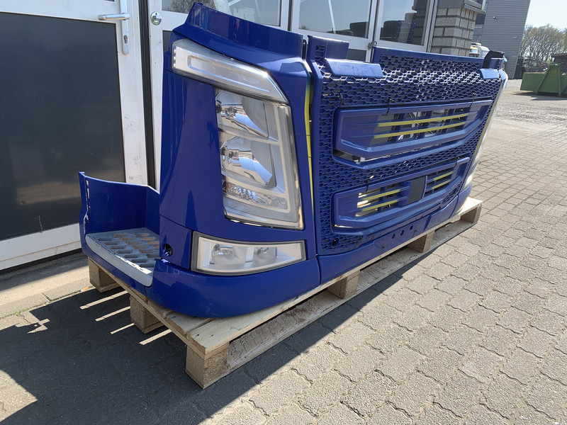 Volvo FH4 - Pare-chocs pour Camion: photos 3 Volvo FH4 - Pare-chocs pour Camion: photos 3