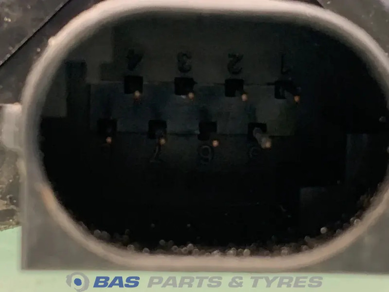 Volvo FH4 Regeleenheid Botswaarschuwing Volvo 21719200 - Lumière/ Éclairage pour Camion: photos 2 Volvo FH4 Regeleenheid Botswaarschuwing Volvo 21719200 - Lumière/ Éclairage pour Camion: photos 2