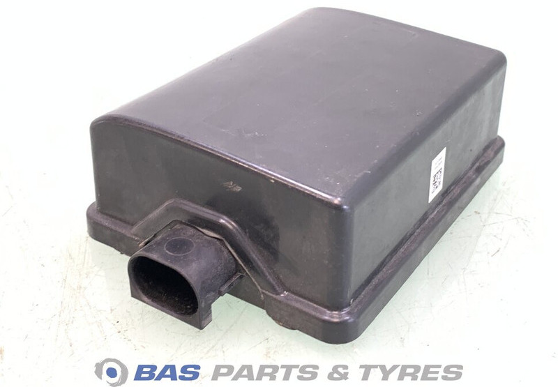 Volvo FH4 Regeleenheid Botswaarschuwing Volvo 21719200 - Lumière/ Éclairage pour Camion: photos 1 Volvo FH4 Regeleenheid Botswaarschuwing Volvo 21719200 - Lumière/ Éclairage pour Camion: photos 1