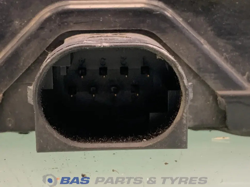 Volvo FH4 Regeleenheid Botswaarschuwing Volvo 21719200 - Lumière/ Éclairage pour Camion: photos 2 Volvo FH4 Regeleenheid Botswaarschuwing Volvo 21719200 - Lumière/ Éclairage pour Camion: photos 2