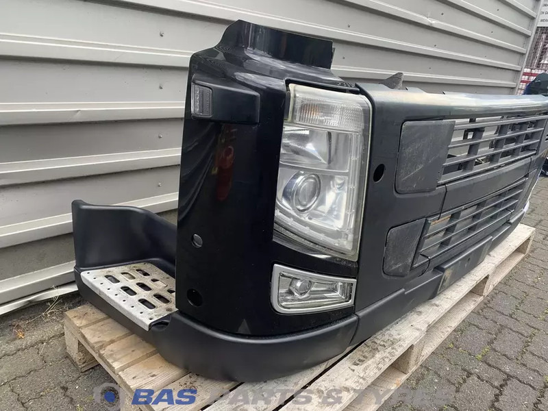 Volvo FM3 - Pare-chocs pour Camion: photos 3 Volvo FM3 - Pare-chocs pour Camion: photos 3