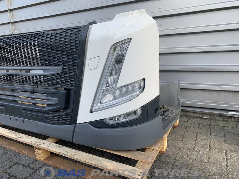 Volvo FM5 - Pare-chocs pour Camion: photos 2 Volvo FM5 - Pare-chocs pour Camion: photos 2