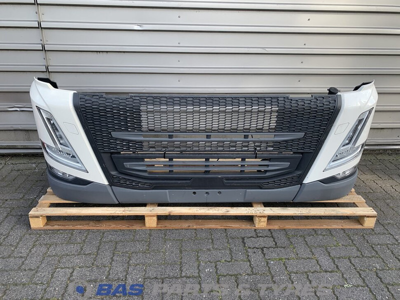 Volvo FM5 - Pare-chocs pour Camion: photos 1 Volvo FM5 - Pare-chocs pour Camion: photos 1