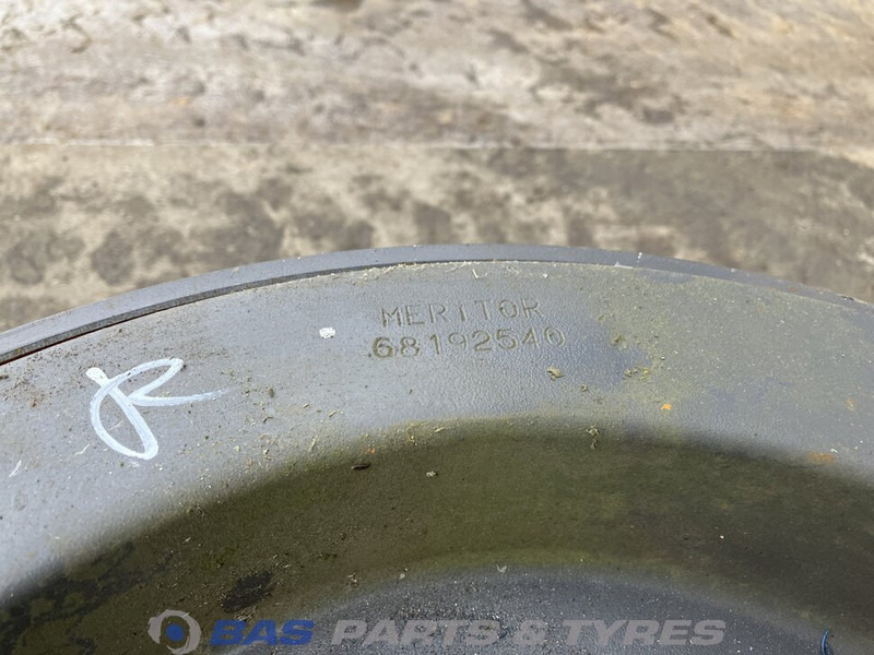 Volvo Trommelremmen set Volvo 3095036 - Disques de frein pour Camion: photos 4 Volvo Trommelremmen set Volvo 3095036 - Disques de frein pour Camion: photos 4