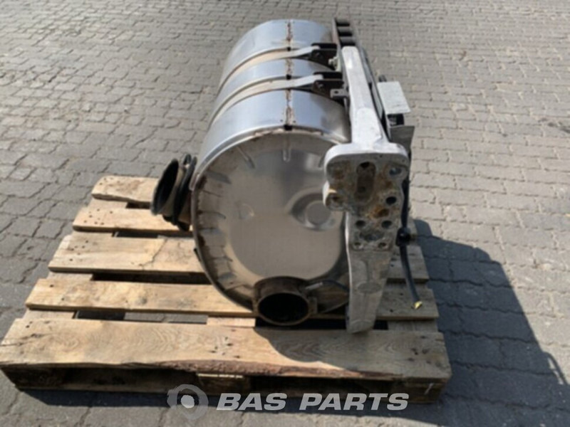 Volvo Uitlaatdemper Volvo 20579347 - Catalyseur pour Camion: photos 3 Volvo Uitlaatdemper Volvo 20579347 - Catalyseur pour Camion: photos 3