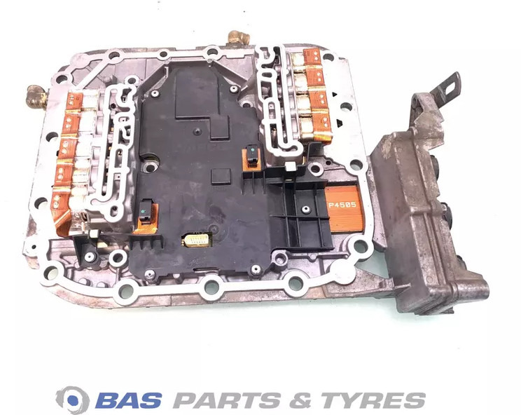 Volvo Versnellingsbakdeksel Volvo 20775878 - Boîte de vitesse pour Camion: photos 4 Volvo Versnellingsbakdeksel Volvo 20775878 - Boîte de vitesse pour Camion: photos 4