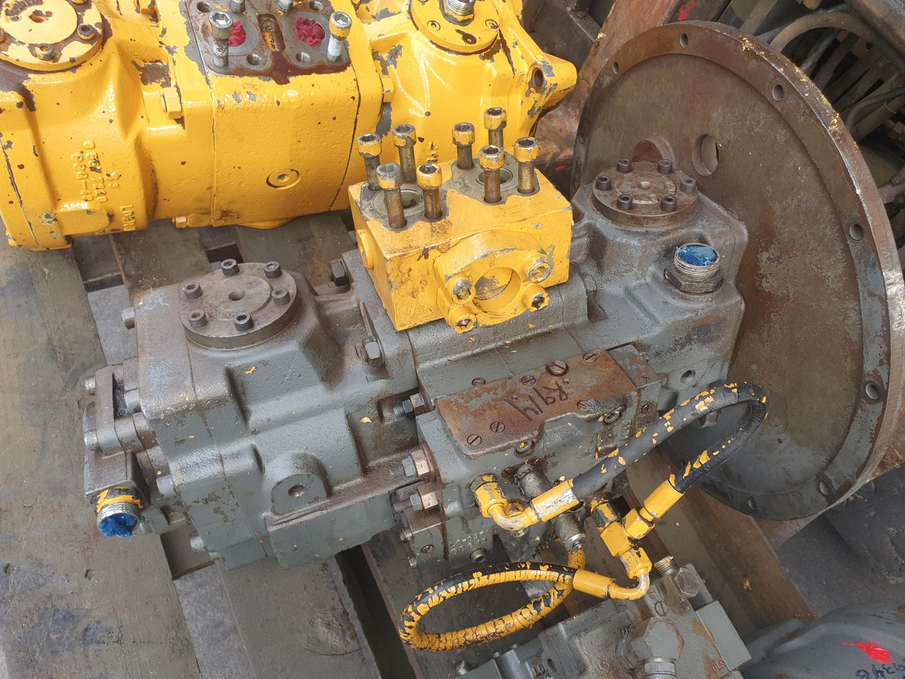 LIEBHERR LPVD100 - Pompe hydraulique pour Engins de chantier: photos 1 LIEBHERR LPVD100 - Pompe hydraulique pour Engins de chantier: photos 1