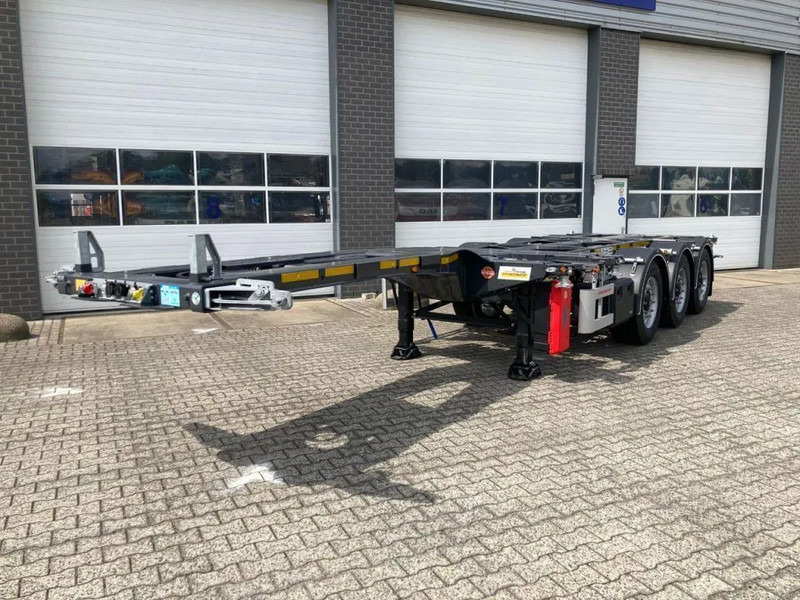 Kässbohrer SHG AVMH / 45 - 12 / 27 - Multi uitschuifbaar chassis -> 20"/30"/40"/45" - Semi-remorque porte-conteneur/ Caisse mobile: photos 5 Kässbohrer SHG AVMH / 45 - 12 / 27 - Multi uitschuifbaar chassis -> 20"/30"/40"/45" - Semi-remorque porte-conteneur/ Caisse mobile: photos 5