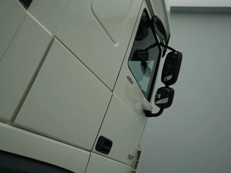 Tracteur routier DAF XF 480 FT Super Space Cab, 2x Tanks, PTO Prep: photos 10 Tracteur routier DAF XF 480 FT Super Space Cab, 2x Tanks, PTO Prep: photos 10