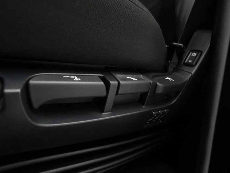 Tracteur routier DAF XF 480 FT Super Space Cab, 2x Tanks, PTO Prep: photos 12 Tracteur routier DAF XF 480 FT Super Space Cab, 2x Tanks, PTO Prep: photos 12