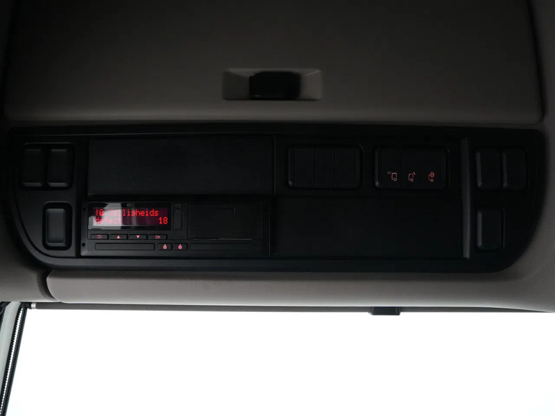 Tracteur routier DAF XF 480 FT Super Space Cab, 2x Tanks, PTO Prep: photos 20 Tracteur routier DAF XF 480 FT Super Space Cab, 2x Tanks, PTO Prep: photos 20