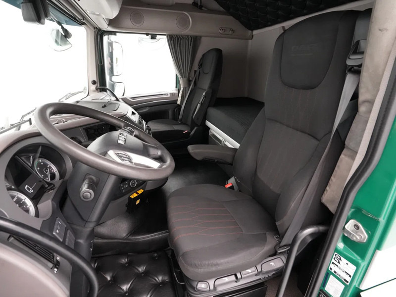 Tracteur routier DAF XF 480 FT Super Space Cab, With Hydraulics: photos 10 Tracteur routier DAF XF 480 FT Super Space Cab, With Hydraulics: photos 10