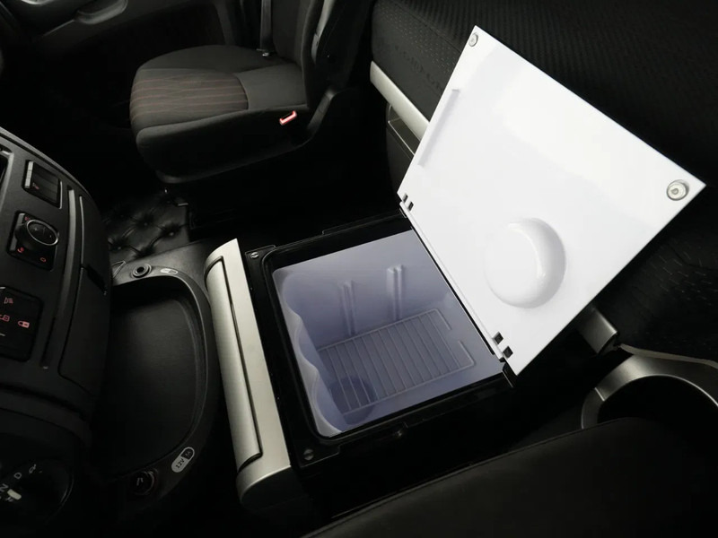 Tracteur routier DAF XF 480 FT Super Space Cab, With Hydraulics: photos 19 Tracteur routier DAF XF 480 FT Super Space Cab, With Hydraulics: photos 19