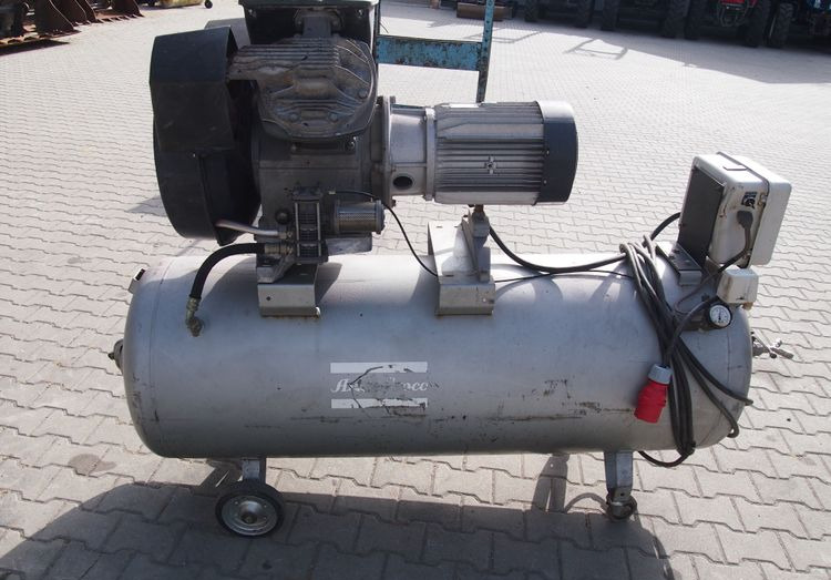 Wyposażenie Atlas Copco Atlas Copco LF 9 Kompresor sprężarka Atlas Copco 500l 10bar - Accessoire: photos 1 Wyposażenie Atlas Copco Atlas Copco LF 9 Kompresor sprężarka Atlas Copco 500l 10bar - Accessoire: photos 1