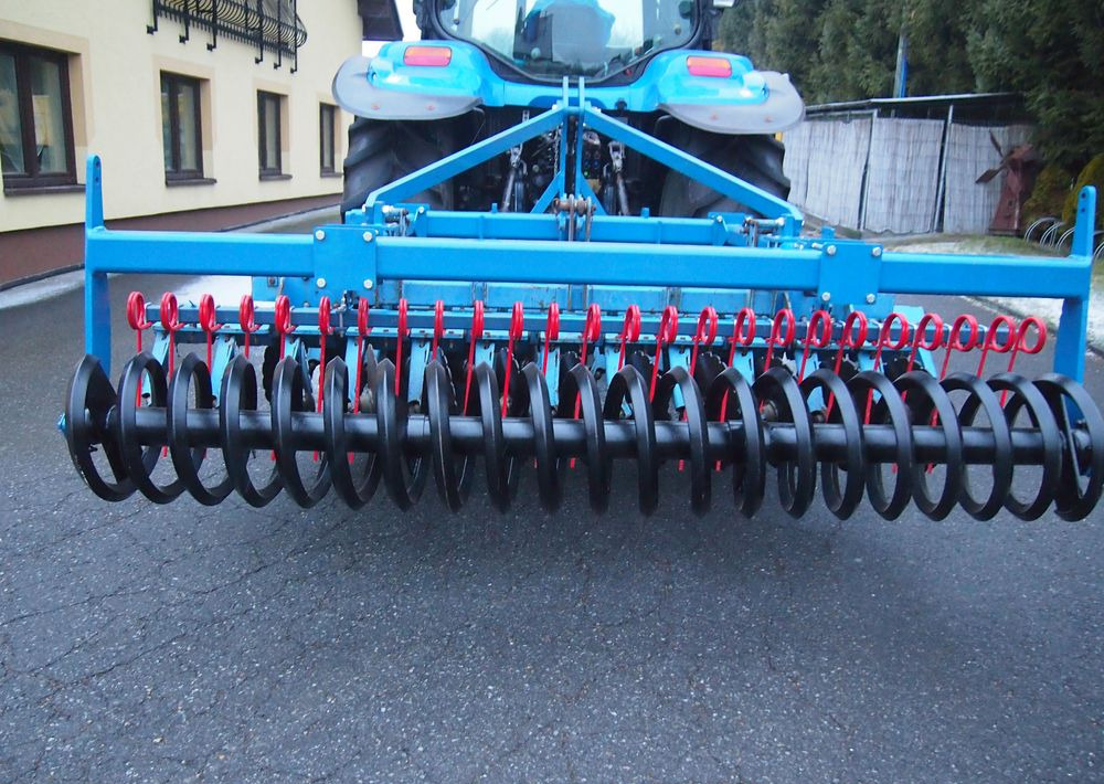 Brona talerzowa Rabe Werk RABE WERK Fielo biro 3000 2006 Brona talerzowa RABE - Cover crop: photos 2 Brona talerzowa Rabe Werk RABE WERK Fielo biro 3000 2006 Brona talerzowa RABE - Cover crop: photos 2